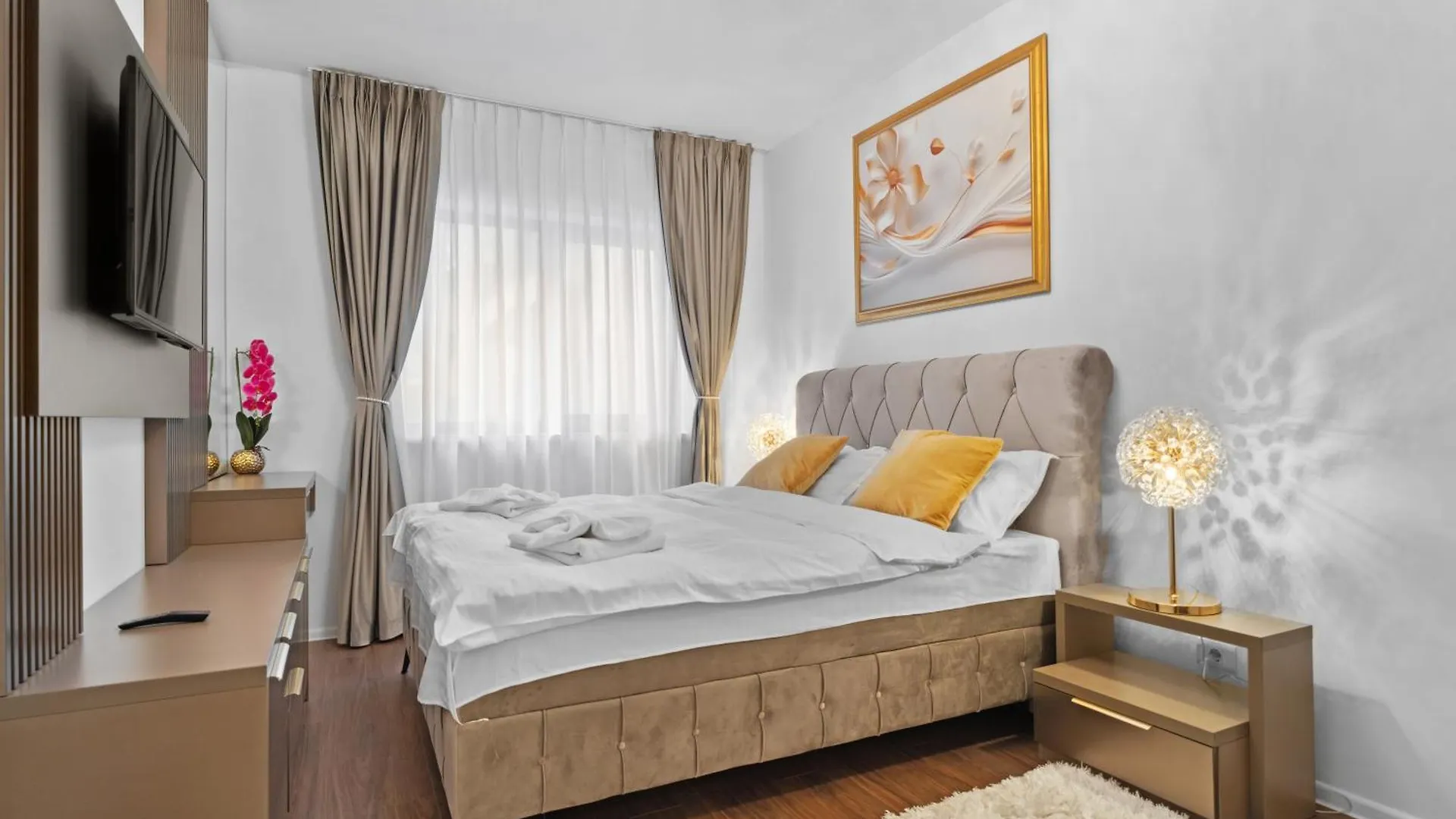 Stylish Gold Accents Apartamento Bucareste