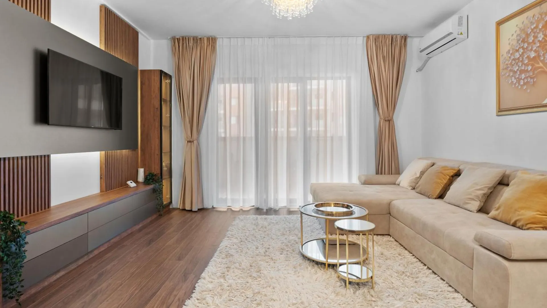 Stylish Gold Accents Apartamento Bucareste