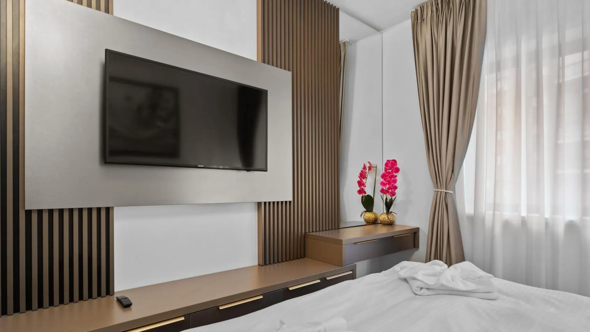 Stylish Gold Accents Apartamento Bucareste Roménia